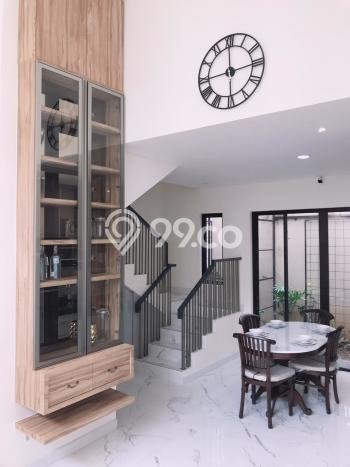 Dijual Rumah Premium dengan Fasilitas Sekitar Lengkap di Cakung, Jakarta Timur Dijual Rumah Premium dengan Fasilitas Sekitar Lengkap di Cakung, Jakarta Timur