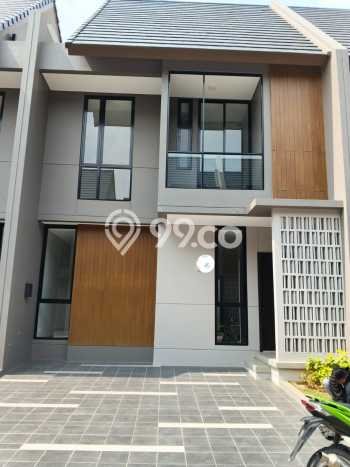 Rumah sewa siap pakai 5 Kamar Tidur di Summarecon Crown Gading, Bekasi Rumah sewa siap pakai 5 Kamar Tidur di Summarecon Crown Gading, Bekasi
