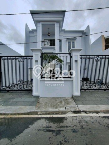 Rumah Mewah Dijual LT 190m2 di Duren Sawit, Jakarta Timur Rumah Mewah Dijual LT 190m2 di Duren Sawit, Jakarta Timur