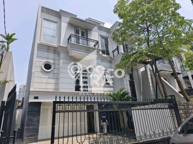 For Sale Rumah Elit Exclusive di Kebayoran Baru, Jakarta Selatan For Sale Rumah Elit Exclusive di Kebayoran Baru, Jakarta Selatan