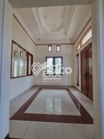 Hot Offer Hunian Mewah Ideal dan Luas di Kelapa Gading, Jakarta Utara Hot Offer Hunian Mewah Ideal dan Luas di Kelapa Gading, Jakarta Utara