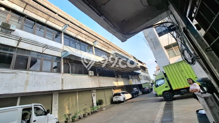 Unit Gudang Dijual di Jakarta Barat LT 255m2 & LB 1005m2 Unit Gudang Dijual di Jakarta Barat LT 255m2 & LB 1005m2