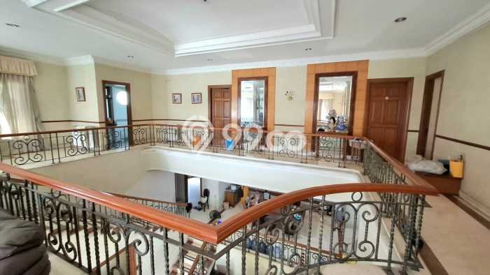 Rumah Mewah LB 650m2 Siap Pakai Desain Elegan di Sunter, Jakarta Utara Rumah Mewah LB 650m2 Siap Pakai Desain Elegan di Sunter, Jakarta Utara