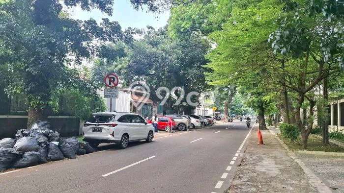 Tanah Dijual Area Strategis di Panglima Polim Jakarta Selatan 335m2 Tanah Dijual Area Strategis di Panglima Polim Jakarta Selatan 335m2