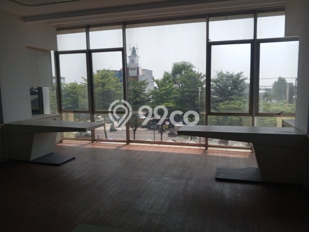 Ruko Komersial Disewakan di Cipondoh Tangerang Luas 800m2 Ruko Komersial Disewakan di Cipondoh Tangerang Luas 800m2