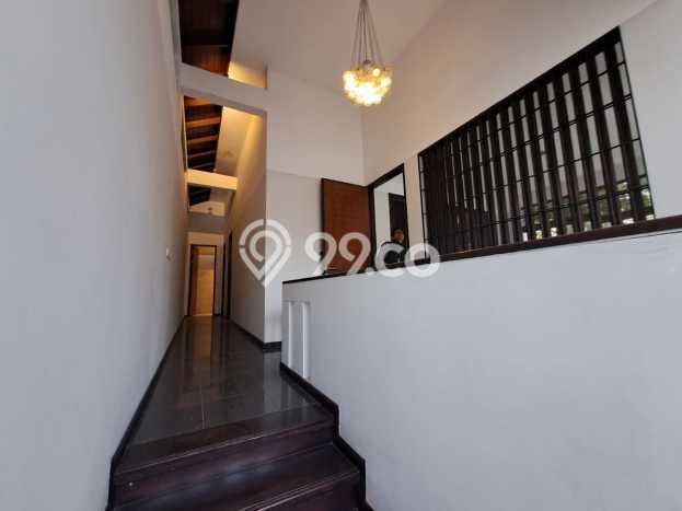 Jual Rumah Mewah Elegan Dengan View Eksklusif di Hegarmanah, Bandung Jual Rumah Mewah Elegan Dengan View Eksklusif di Hegarmanah, Bandung