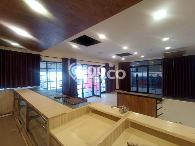 Disewakan Komersial Kawasan Premium di Dago, Luas 178m², Siap Operasi Disewakan Komersial Kawasan Premium di Dago, Luas 178m², Siap Operasi