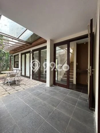 SPECIAL OFFER! Rumah di Dago, 2 KT, Lingkungan Asri, LT 189m² LB 199m² SPECIAL OFFER! Rumah di Dago, 2 KT, Lingkungan Asri, LT 189m² LB 199m²