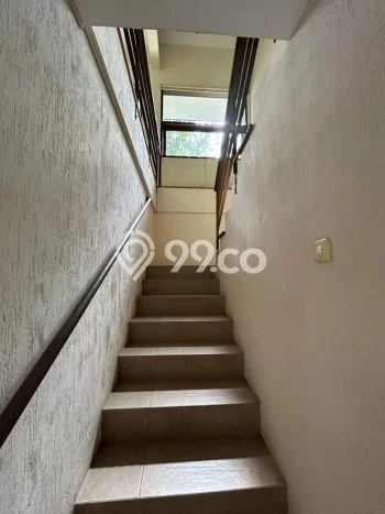 SPECIAL OFFER! Rumah di Dago, 2 KT, Lingkungan Asri, LT 189m² LB 199m² SPECIAL OFFER! Rumah di Dago, 2 KT, Lingkungan Asri, LT 189m² LB 199m²