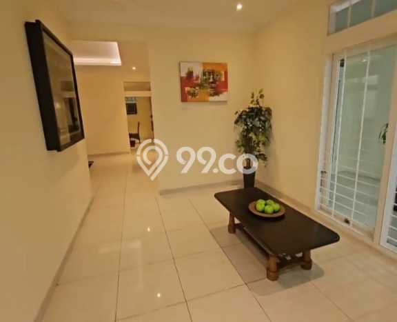 Rumah Area Strategis kawasan Asia Afrika, Bandung, LT 180m2m² Bangunan 220m2m² Rumah Area Strategis kawasan Asia Afrika, Bandung, LT 180m2m² Bangunan 220m2m²