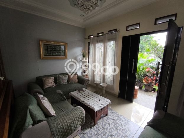Dijual Hunian Rumah Terawat 4 KT di Sariwangi, Bandung Dijual Hunian Rumah Terawat 4 KT di Sariwangi, Bandung