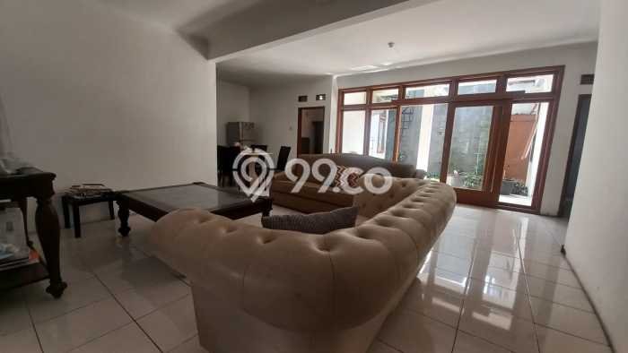 Rumah di , 4 KT, Akses Rumah Sakit, LT 230m2m² Bangunan 125m2m² Rumah di , 4 KT, Akses Rumah Sakit, LT 230m2m² Bangunan 125m2m²