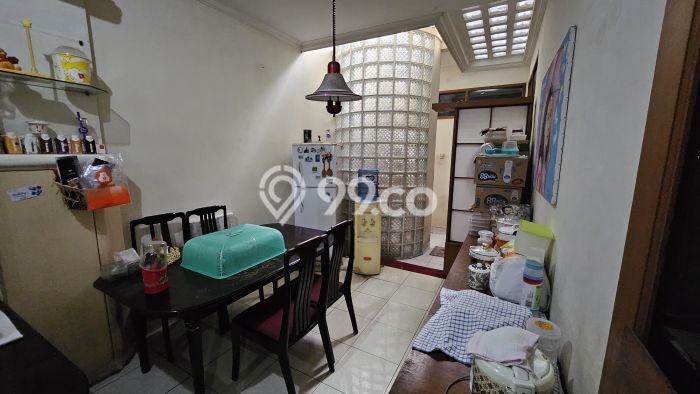 Rumah Dengan Harga Terbaik LT 200m² Akses Mudah di Jantung Kota Singgasana, Bandung Rumah Dengan Harga Terbaik LT 200m² Akses Mudah di Jantung Kota Singgasana, Bandung
