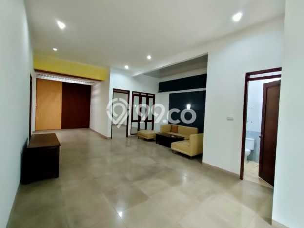 Rumah LT 180m2m² Newly Built di Batununggal, Dekat Mal, Bandung Rumah LT 180m2m² Newly Built di Batununggal, Dekat Mal, Bandung