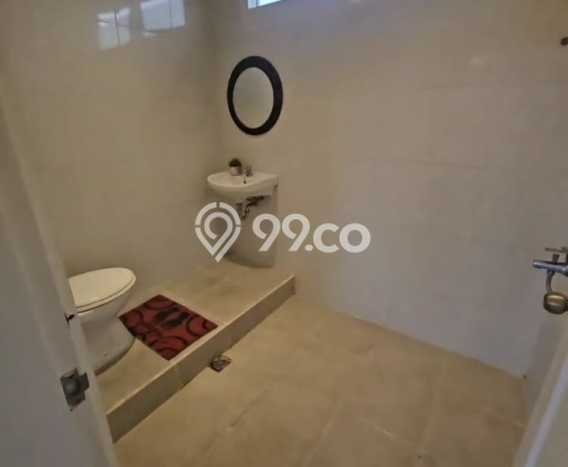 Rumah Area Strategis kawasan Asia Afrika, Bandung, LT 180m2m² Bangunan 220m2m² Rumah Area Strategis kawasan Asia Afrika, Bandung, LT 180m2m² Bangunan 220m2m²