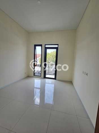 For Sale! Premium House LT 130m2 Desain Modern di Turangga For Sale! Premium House LT 130m2 Desain Modern di Turangga