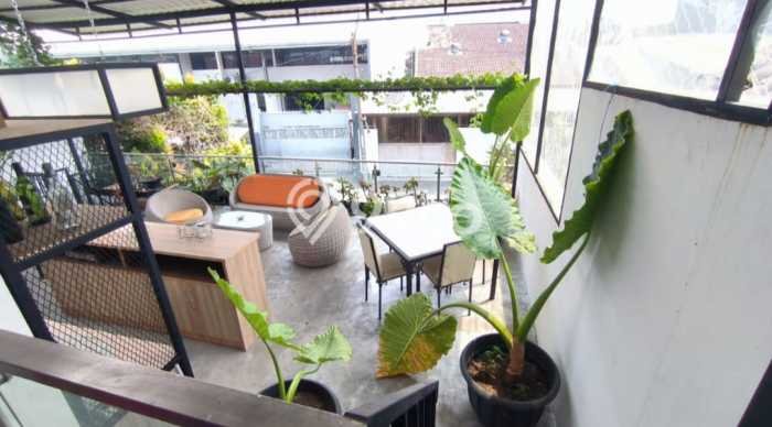 LIMITED OFFER! Rumah Premium area , LT 207m2m² LB 948m2m² LIMITED OFFER! Rumah Premium area , LT 207m2m² LB 948m2m²