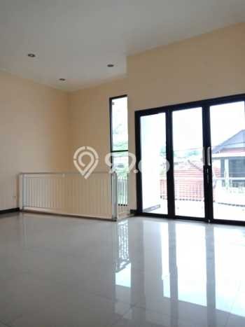 Rumah di Turangga, Akses ke Pusat Kota, LT 125m2m² Rumah di Turangga, Akses ke Pusat Kota, LT 125m2m²