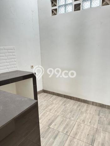 UNIT SPESIAL! Rumah di Taman Kopo Indah, 2 KT, Dekat Pusat Kota, LT 72m² LB 60m² UNIT SPESIAL! Rumah di Taman Kopo Indah, 2 KT, Dekat Pusat Kota, LT 72m² LB 60m²