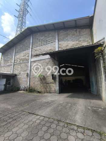 Disewakan Gudang di Pusat Kota Bandung Ramai Strategis Disewakan Gudang di Pusat Kota Bandung Ramai Strategis