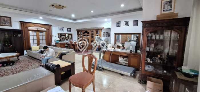 Rumah Eksklusif Siap Huni LT 1256m2 di Mampang Prapatan, Jakarta Selatan Rumah Eksklusif Siap Huni LT 1256m2 di Mampang Prapatan, Jakarta Selatan