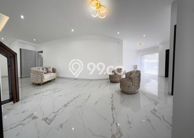 Jual Rumah Luas Megah Dengan View Cantik di BSD City, Tangerang Jual Rumah Luas Megah Dengan View Cantik di BSD City, Tangerang