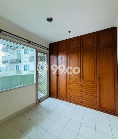 Sewa Apartemen Terjangkau 3 BR di Gatot Subroto Jakarta Selatan Sewa Apartemen Terjangkau 3 BR di Gatot Subroto Jakarta Selatan