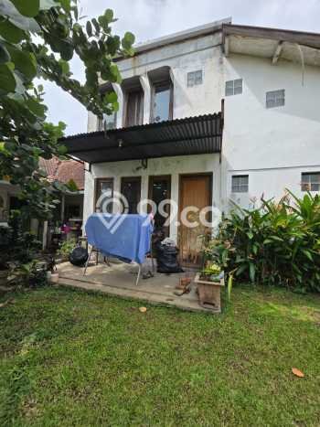 Hunian Mewah LB 250m2 Siap Pakai Desain Elegan di Riau, Bandung Hunian Mewah LB 250m2 Siap Pakai Desain Elegan di Riau, Bandung