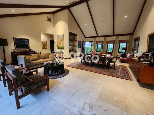 Rumah Luxury Modern Tanpa Renovasi di Cipete Jakarta Selatan Rumah Luxury Modern Tanpa Renovasi di Cipete Jakarta Selatan
