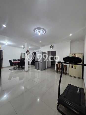 Rumah Mewah LB 250m2 Siap Pakai Desain Elegan di Sunter, Jakarta Utara Rumah Mewah LB 250m2 Siap Pakai Desain Elegan di Sunter, Jakarta Utara