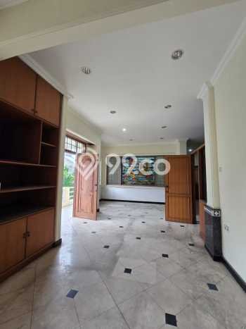 Jual Rumah Mewah Elegan Dengan View Cantik di Sunter, Jakarta Utara Jual Rumah Mewah Elegan Dengan View Cantik di Sunter, Jakarta Utara