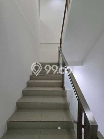 Area Ramai! Ruko Dijual di Kelapa Gading untuk Bisnis Luas Bangunan 140m2 Area Ramai! Ruko Dijual di Kelapa Gading untuk Bisnis Luas Bangunan 140m2