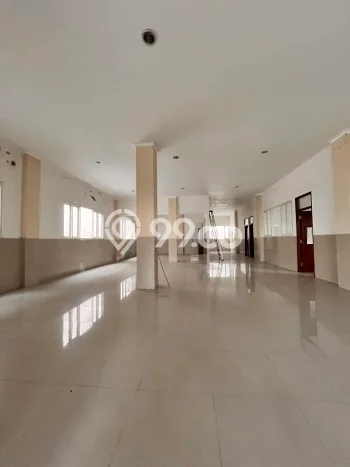 Kantor Disewa di Rungkut, Surabaya, LT 525m2 / LB 1000m2 Kantor Disewa di Rungkut, Surabaya, LT 525m2 / LB 1000m2