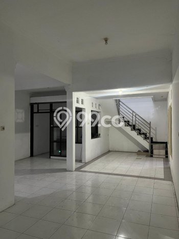 For Sale Rumah 3 Kamar Lokasi Strategis Bagus dan Strategis di Sidoarjo For Sale Rumah 3 Kamar Lokasi Strategis Bagus dan Strategis di Sidoarjo