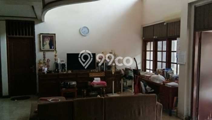 Dijual Cepat Rumah Favorit Siap Huni LB 120m2 di Wonocolo, Surabaya Dijual Cepat Rumah Favorit Siap Huni LB 120m2 di Wonocolo, Surabaya