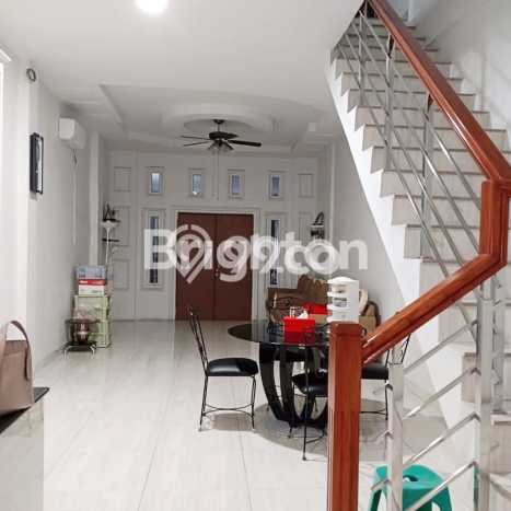Ruko Dijual di Medan Petisah Medan dengan Luas Bangunan 151m2 Ruko Dijual di Medan Petisah Medan dengan Luas Bangunan 151m2