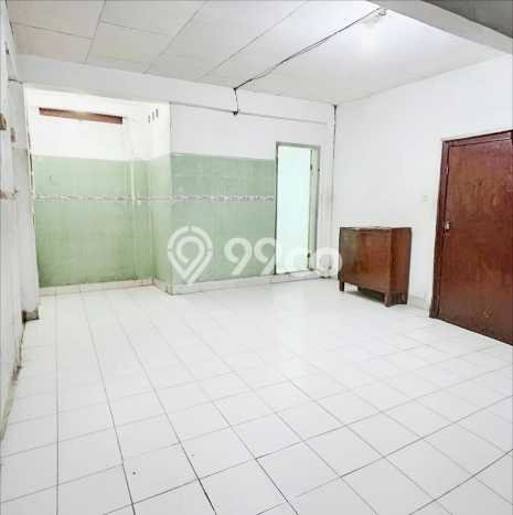 Rumah Strategis Modern Lb 192m2 di Medan Timur, Medan Rumah Strategis Modern Lb 192m2 di Medan Timur, Medan