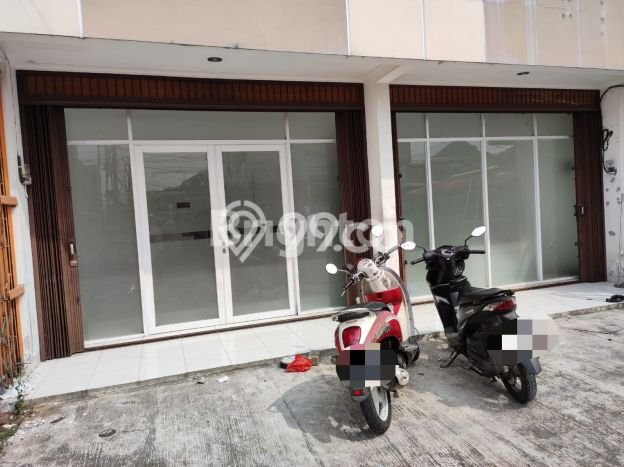 Ruko Favorit Dijual di Karawaci Tangerang Area Pusat Bisnis Ruko Favorit Dijual di Karawaci Tangerang Area Pusat Bisnis