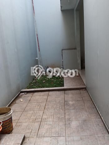 Rumah Luxury Modern Siap Huni di Alam Sutera Tangerang Rumah Luxury Modern Siap Huni di Alam Sutera Tangerang