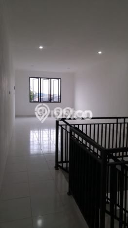 Ruko Paling Dicari LB 48m2 Dijual di Karawaci Ruko Paling Dicari LB 48m2 Dijual di Karawaci