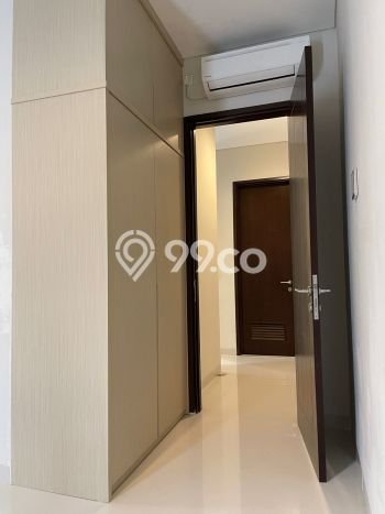 For Sale Rumah 4 Kamar Lokasi Strategis Bagus dan Strategis di BSD For Sale Rumah 4 Kamar Lokasi Strategis Bagus dan Strategis di BSD