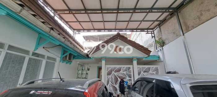 Rumah Strategis Modern Lb 200m2 di Jagakarsa, Jakarta Selatan Rumah Strategis Modern Lb 200m2 di Jagakarsa, Jakarta Selatan