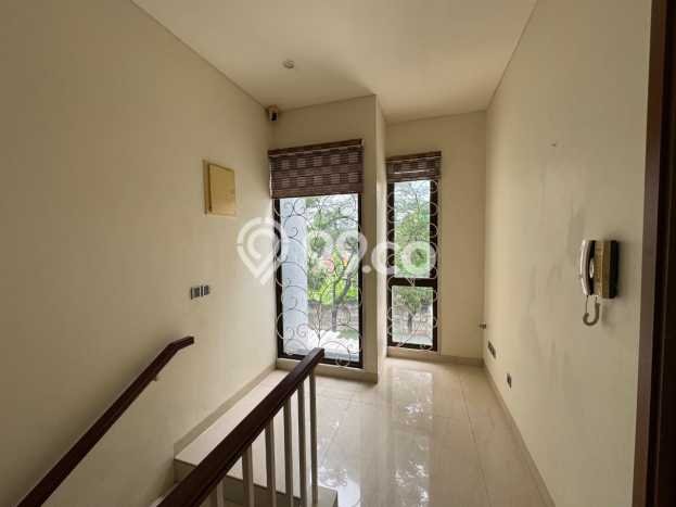 Rumah Elit LB 245m2 Siap Huni Desain Elegan di BSD Foresta, Tangerang Rumah Elit LB 245m2 Siap Huni Desain Elegan di BSD Foresta, Tangerang