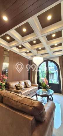 Rumah Luxury Modern Tanpa Renovasi di BSD Foresta Tangerang Rumah Luxury Modern Tanpa Renovasi di BSD Foresta Tangerang