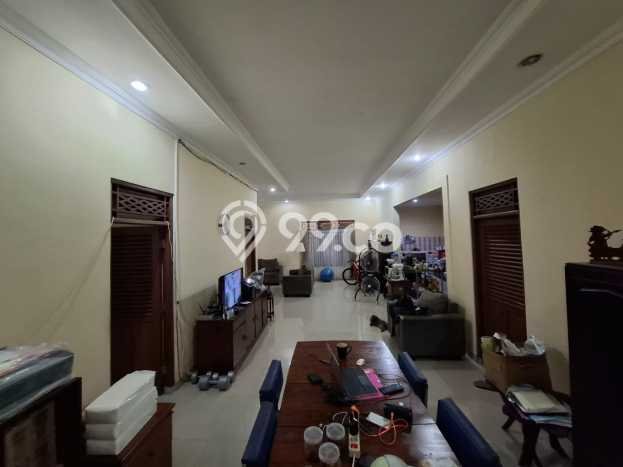 Jual Rumah Bagus Siap Huni LB 250m2 di Beji, Depok Jual Rumah Bagus Siap Huni LB 250m2 di Beji, Depok