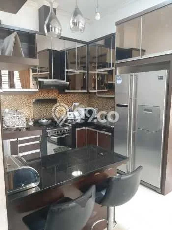 Rumah Modern 5 KT di Ciateul Bandung Full Furnished Rumah Modern 5 KT di Ciateul Bandung Full Furnished