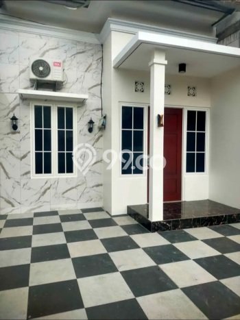 Dijual Cepat Rumah Minimalis & Modern LB 45m2 di Ketileng Dijual Cepat Rumah Minimalis & Modern LB 45m2 di Ketileng