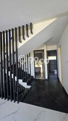 Rumah sewa siap huni 5 KT di Candi Golf, Semarang Rumah sewa siap huni 5 KT di Candi Golf, Semarang