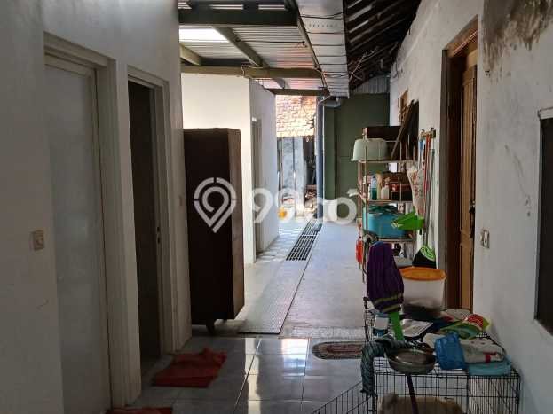For Sale! Premium House LT 1300m2 Desain Modern di Karang Turi For Sale! Premium House LT 1300m2 Desain Modern di Karang Turi