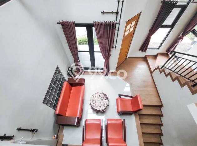 Rumah Elit LB 180m2 Siap Pakai Desain Elegan di Ciwaruga, Bandung Rumah Elit LB 180m2 Siap Pakai Desain Elegan di Ciwaruga, Bandung